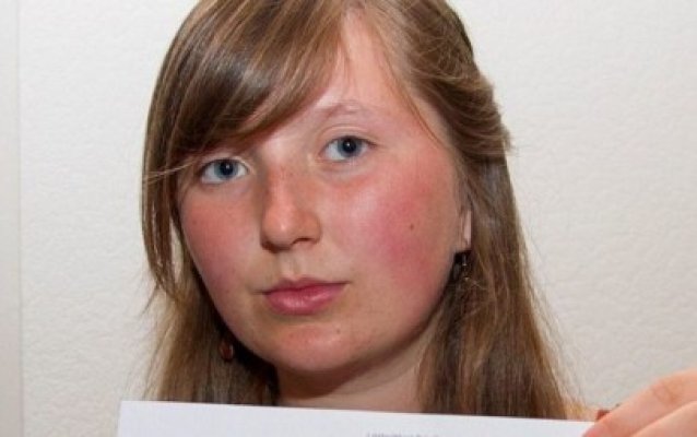 Elevă din Anglia, potenţială studentă la Universitatea Ovidius - află povestea ei!